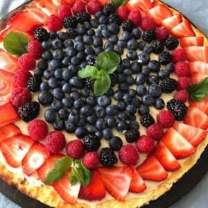 Low carb fruit pizza