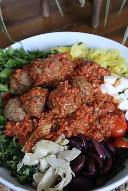Meatball salad
